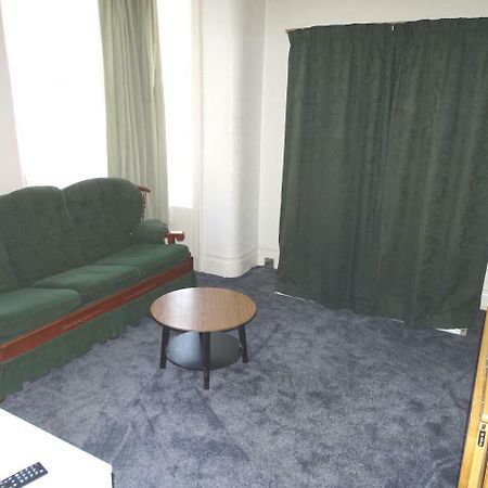 Beeton Villas Holiday Apartments Blackpool Esterno foto