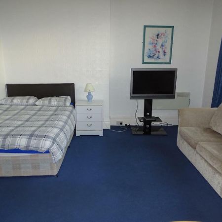 Beeton Villas Holiday Apartments Blackpool Esterno foto