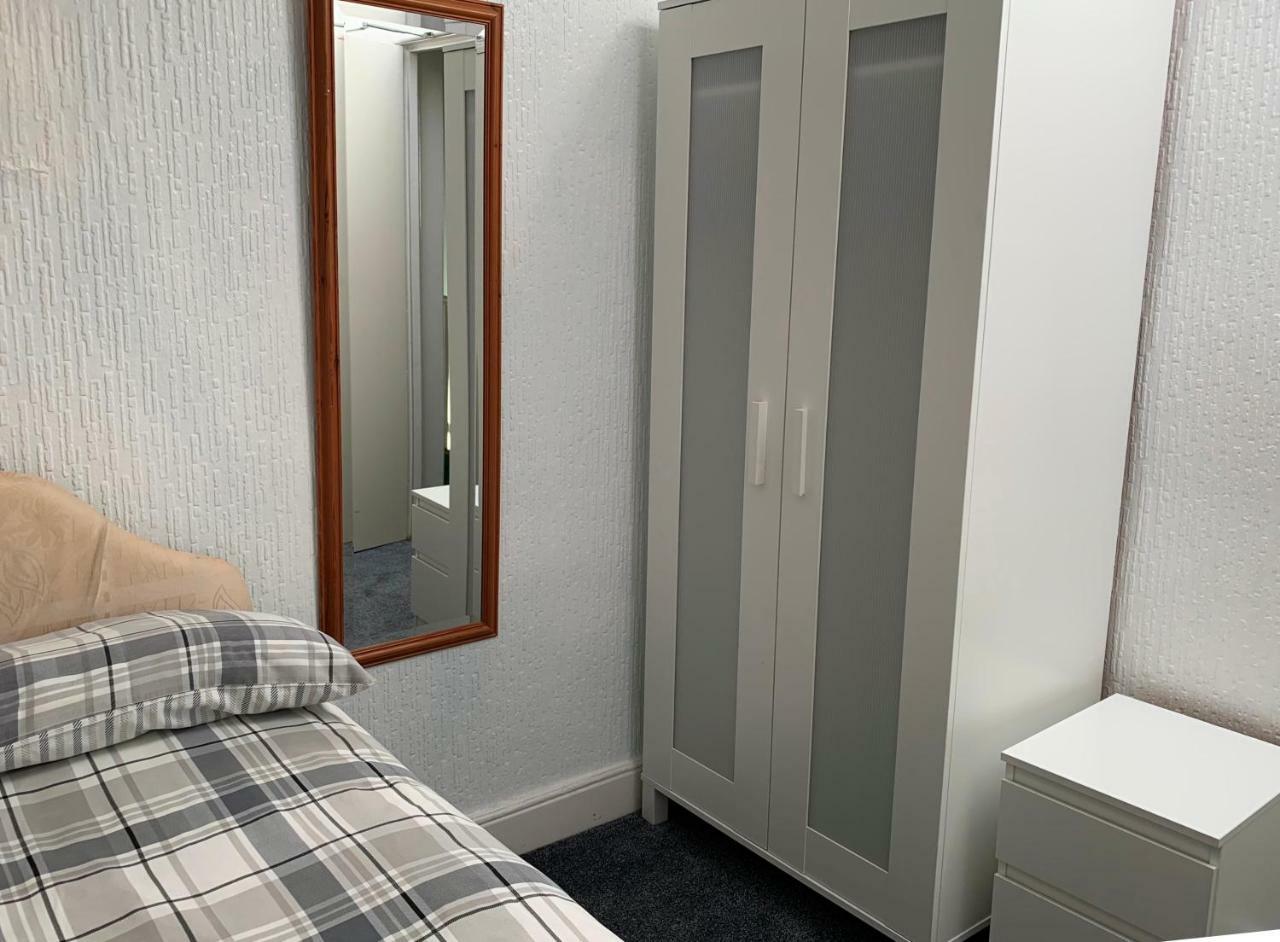 Beeton Villas Holiday Apartments Blackpool Esterno foto