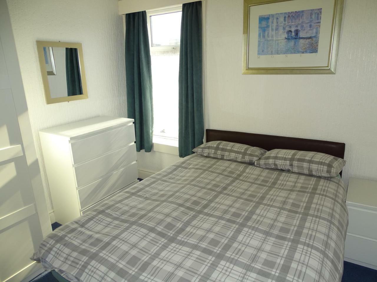 Beeton Villas Holiday Apartments Blackpool Esterno foto