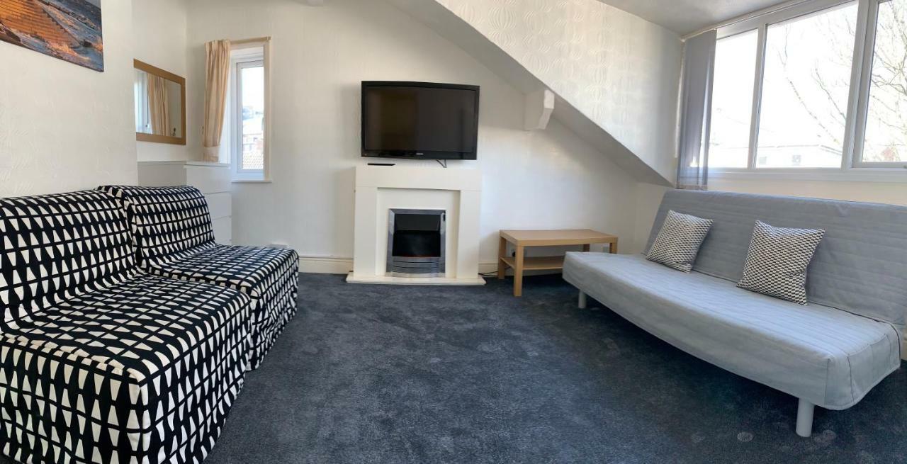 Beeton Villas Holiday Apartments Blackpool Esterno foto