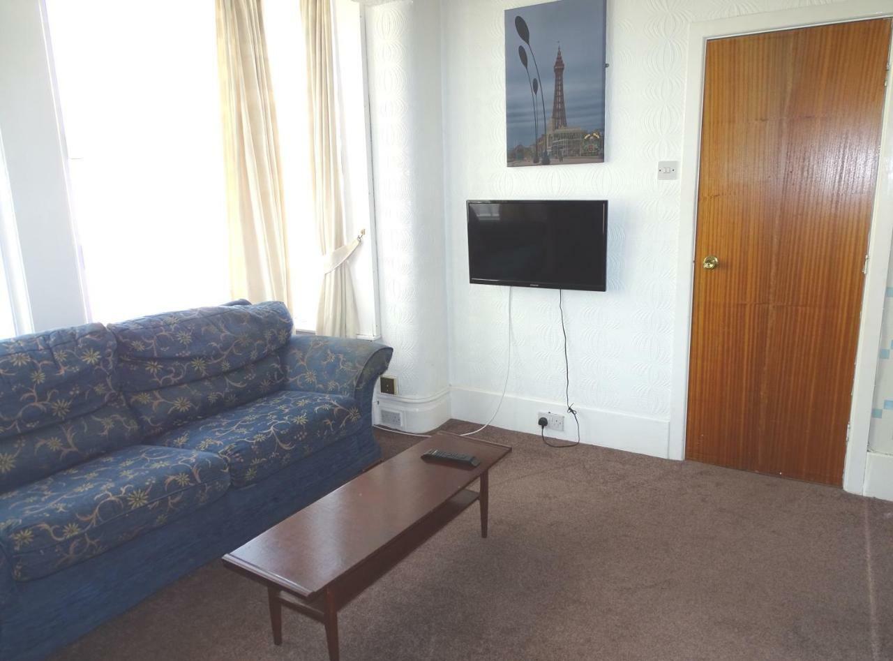 Beeton Villas Holiday Apartments Blackpool Esterno foto