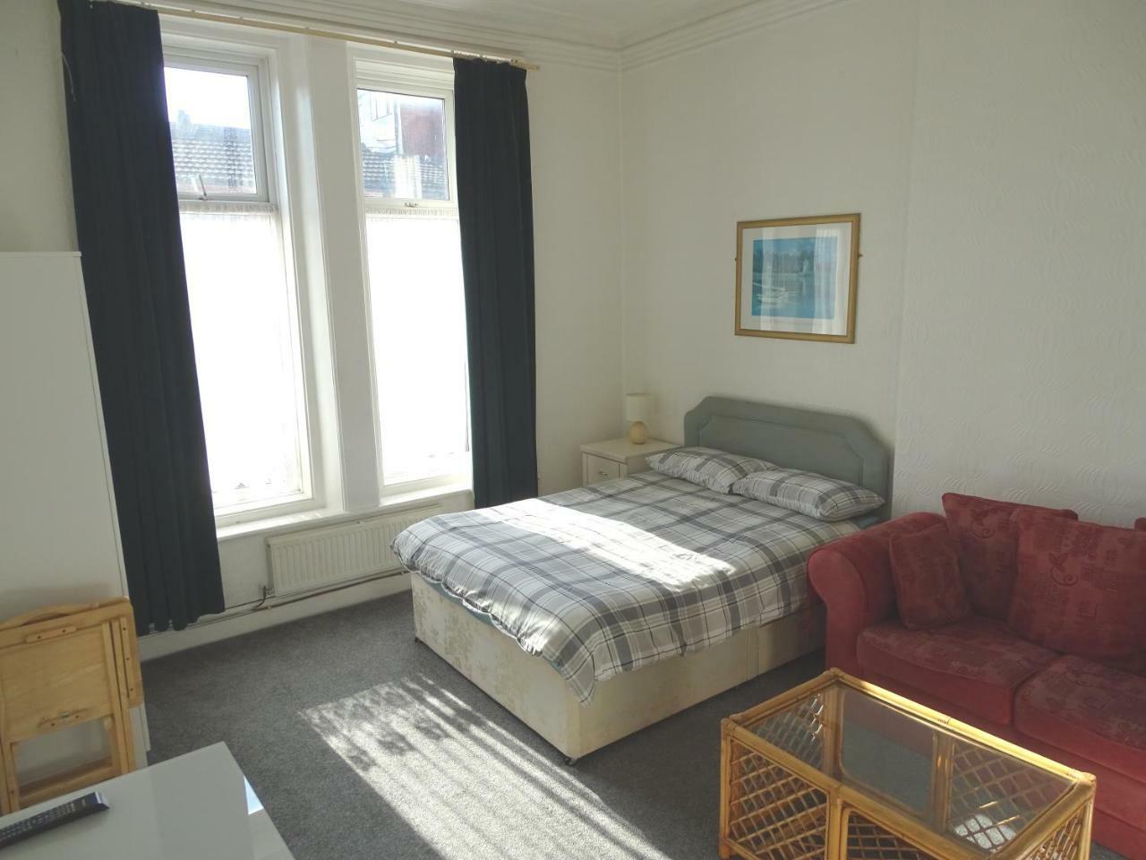 Beeton Villas Holiday Apartments Blackpool Esterno foto