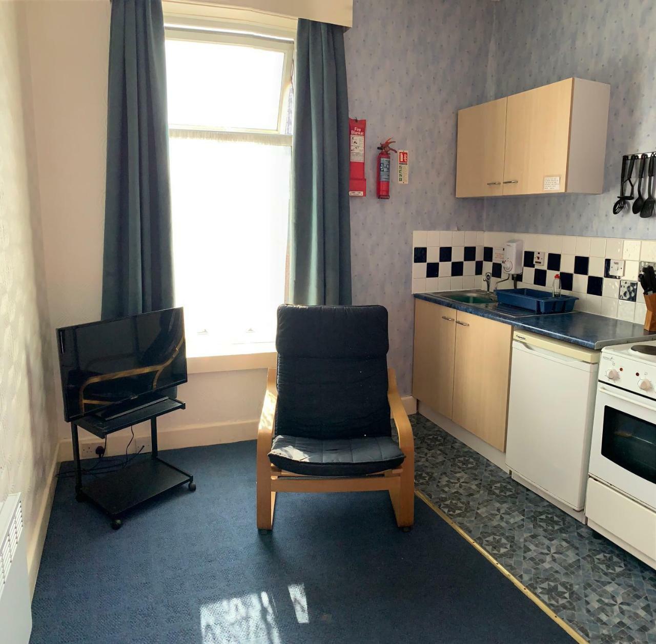 Beeton Villas Holiday Apartments Blackpool Esterno foto