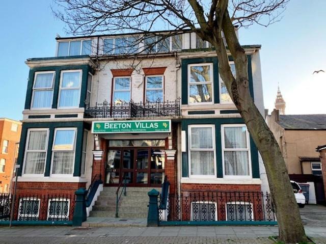 Beeton Villas Holiday Apartments Blackpool Esterno foto