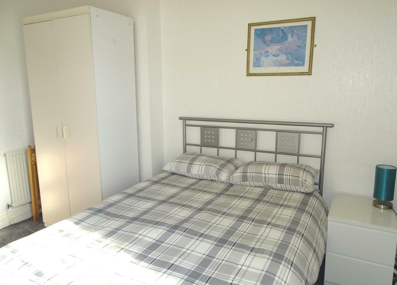 Beeton Villas Holiday Apartments Blackpool Esterno foto