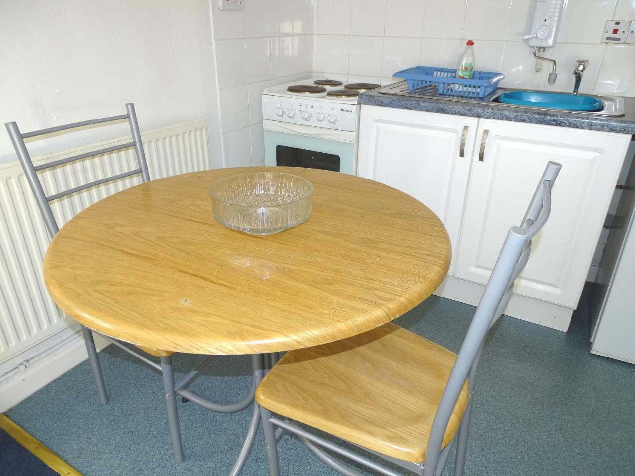 Beeton Villas Holiday Apartments Blackpool Esterno foto
