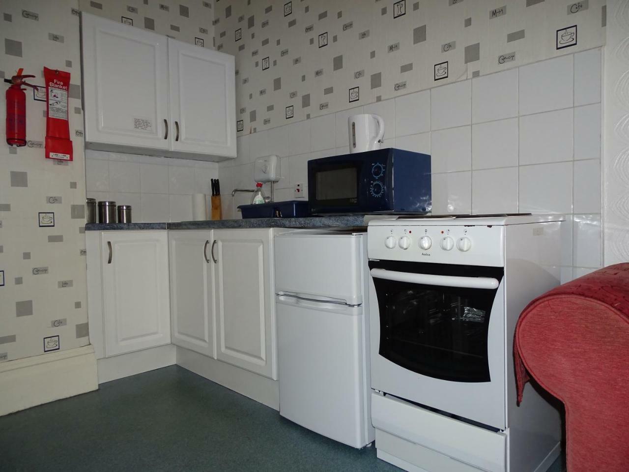 Beeton Villas Holiday Apartments Blackpool Esterno foto